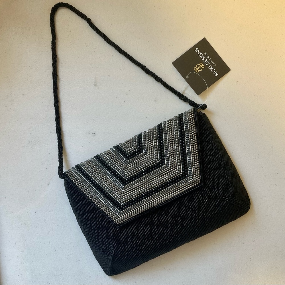Ricki Designs All Side Beaded Fine Clutch